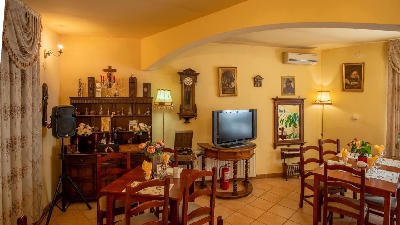 Pensiunea Alpin Păltiniş エクステリア 写真